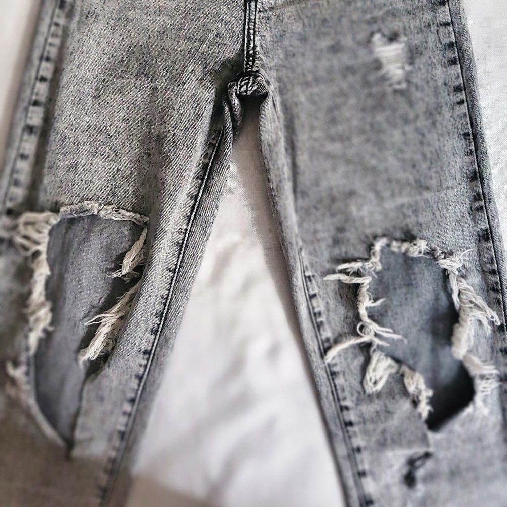 Jeans - Picture 4 of 4